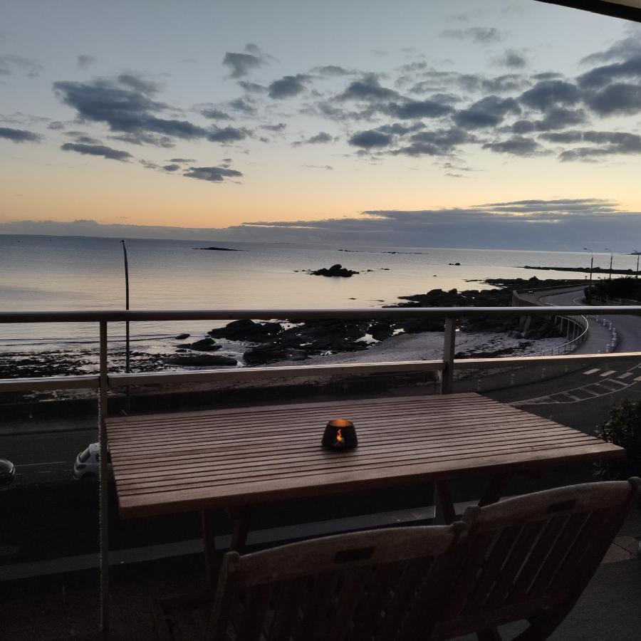 Le 21 Vue Sur Mer Concarneau Exteriör bild
